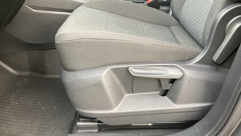 Ford Transit Connect 250 L2 Petrol 1.5 EcoBoost PHEV 150 Limited Van Auto